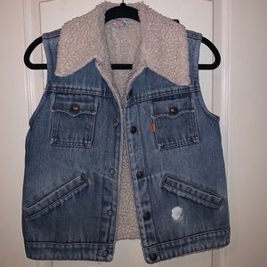 Lev’s Orange Tab Sherpa vest